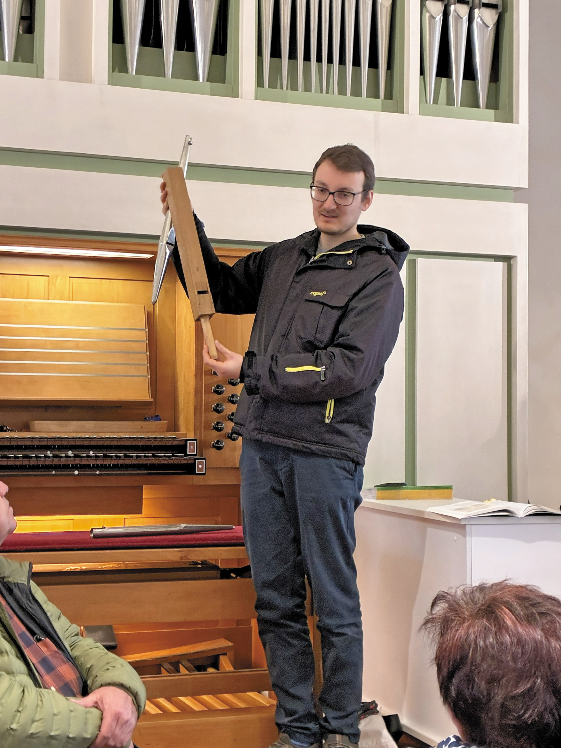 Alexander Ulmer lud zur Orgelführung.