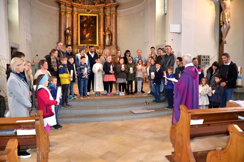 Tauferneuerung der Lochauer Erstkommunionkinder / Pfarre Lochau ,