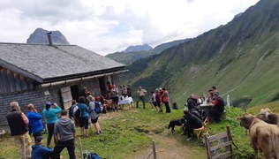 Vorschaubild Bergmesse auf der oberen Alpe Derra